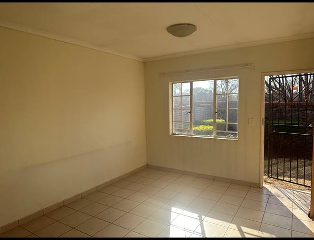 2 BEDROOM GATED ESTATE FOR SALE IN THE ORCHARDS